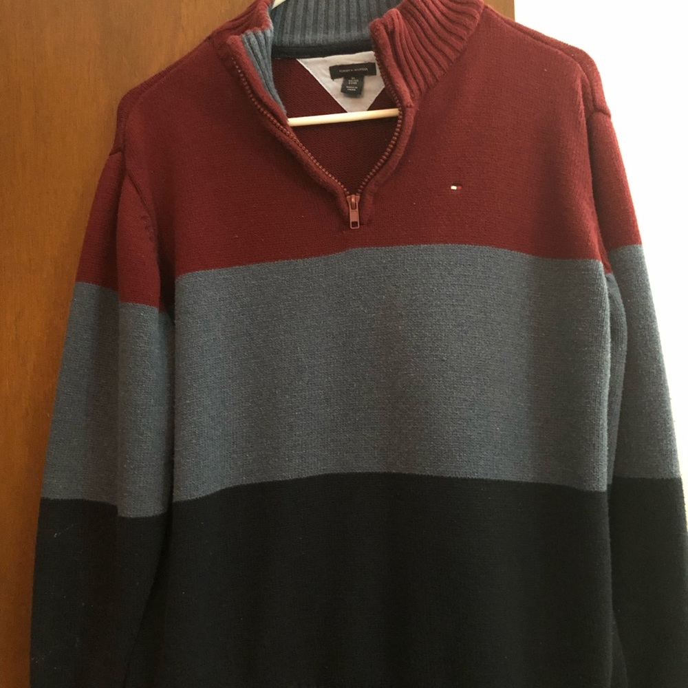 Tommy Hilfiger sweater